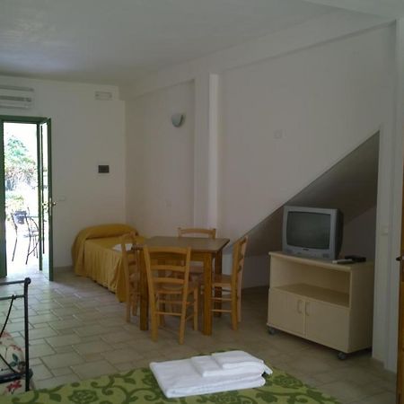 Family Village Otranto Alimini Exterior foto